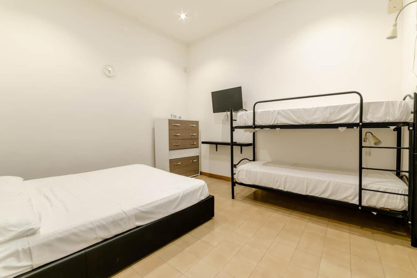 Inside Chiaia Rooms Naples Extérieur photo